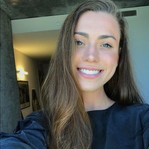 Meet your Posher, Mollye